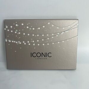 Iconic London Blaze Chaser Face Palette Contour Blush Highlight Retails$55